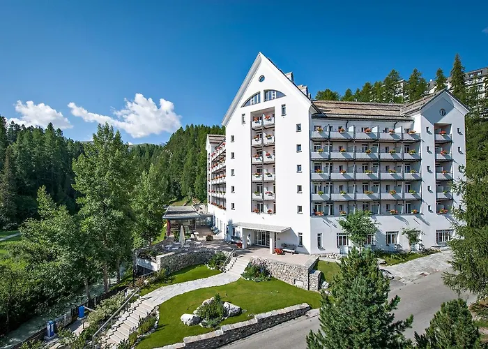 Hotel Schweizerhof Sils Maria, A Faern Collection Hotel